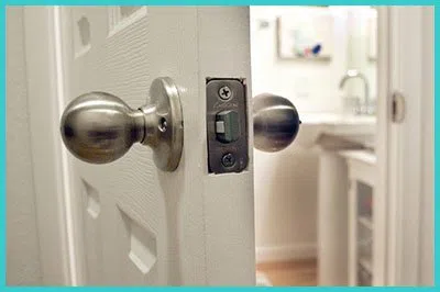 Advanced Locksmith Service Philadelphia, PA 215-622-2269 - 14-unlock-door